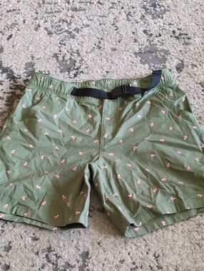 Olive Green Mushroom Print Women's Shorts with Built-In Belt